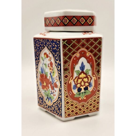 dolphine china Other - Vintage Dolphin China 6 sided Ginger Jar Japan Ceramic Footed w/Lid Gold Leafing